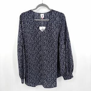 CAbi Te Amo Love Script Blouse in blue Size L
